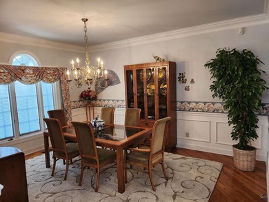Stunning golf course home located in the highly sought-after The - photo 38
