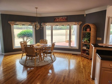 Stunning golf course home located in the highly sought-after The - photo 41