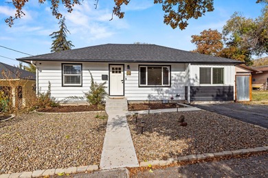 Upper Klamath Lake Home Sale Pending in Klamath Falls Oregon