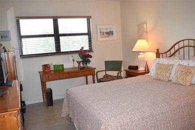 WELL MAINTAINED 1 BEDROOM, 1 BATH CONDO WITH VIEW OF SOUTH CANAL - photo 7