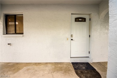 Welcome to Coral Keyes - No Flooding! Discover this spacious - photo 3