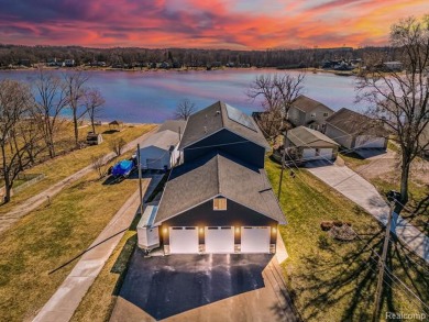 School Lake Home Sale Pending in Brighton Michigan