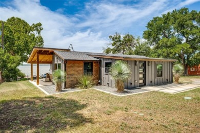 Lake Home For Sale in Lake Bridgeport, Texas
