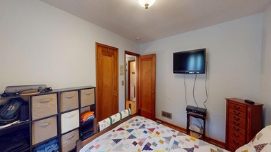 Discover your dream home! This move in ready 2-bedroom property - photo 11