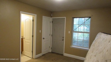 Great investment opportunity in this 3/2 brick duplex. Both - photo 18