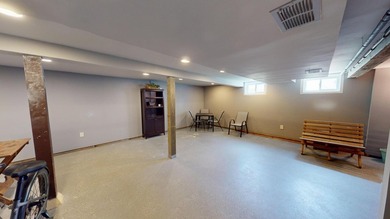 Discover your dream home! This move in ready 2-bedroom property - photo 23
