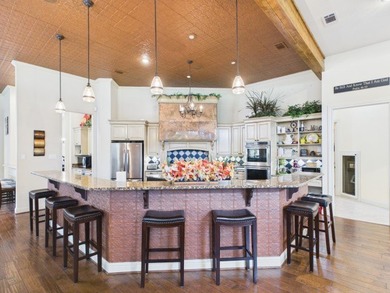 Luxury, privacy, and unforgettable views come together in this - photo 10