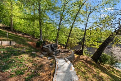 Welcome to 1055 Dean Circle in Dandridge, Tennessee--where - photo 33