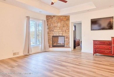 Commanding attention from the moment you enter, this waterfront - photo 41