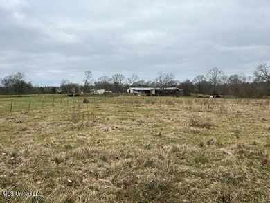 Welcome to Fullington Farms, an 85.4-acre turn-key estate in - photo 42