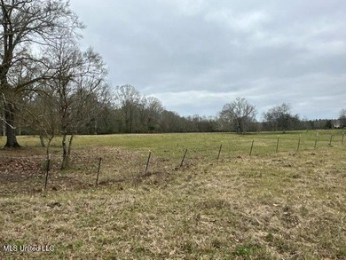Welcome to Fullington Farms, an 85.4-acre turn-key estate in - photo 44