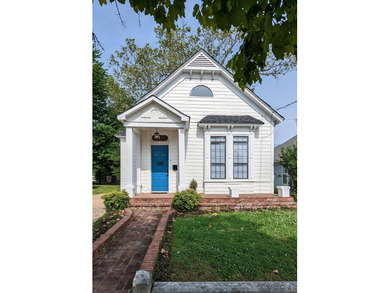 Lake Home For Sale in Memphis, Tennessee