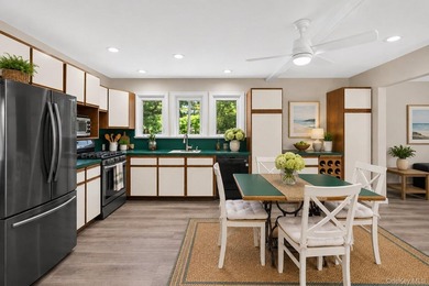 Welcome to this beautifully maintained home nestled in the heart - photo 15