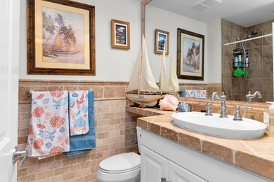 Welcome to your slice of paradise! This beautifully remodeled - photo 18