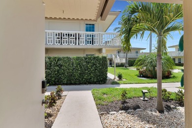 Welcome to your slice of paradise! This beautifully remodeled - photo 21
