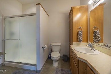 Beautifully maintained Oregon Coast home has just become - photo 22