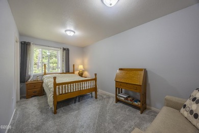 Beautifully maintained Oregon Coast home has just become - photo 23