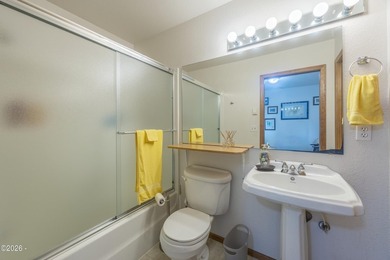 Beautifully maintained Oregon Coast home has just become - photo 30
