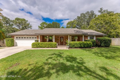 Lake Home For Sale in Jacksonville, Florida
