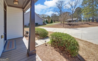 Beautiful waterfront living on Lake Hartwell in the heart of - photo 5