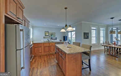 Beautiful waterfront living on Lake Hartwell in the heart of - photo 6