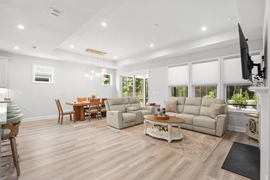 Discover the perfect blend of convenience and comfort in this - photo 15