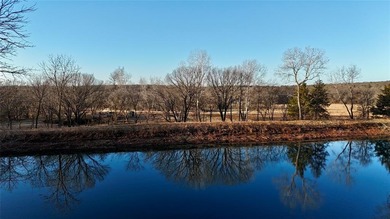 (private lake, pond, creek) Acreage For Sale in Arcadia Oklahoma