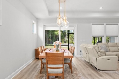 Discover the perfect blend of convenience and comfort in this - photo 22