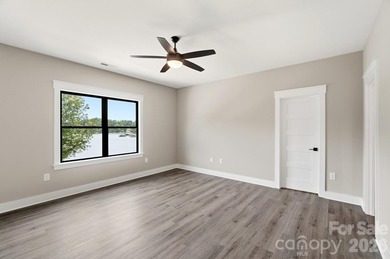 Stunning lakefront estate on 1.3 acres on Lake Norman, just - photo 27