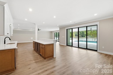 Stunning lakefront estate on 1.3 acres on Lake Norman, just - photo 31