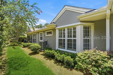 Location! Location! Beautifully updated extended, end unit Wren - photo 31