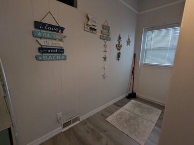 Welcome Home to this Beautiful, Fully Furnished and Updated - photo 31