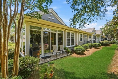 Location! Location! Beautifully updated extended, end unit Wren - photo 32
