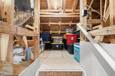 Discover the perfect blend of convenience and comfort in this - photo 37