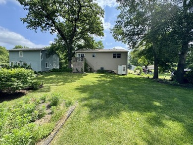 First time on the market! This move-in ready, one-owner home in - photo 40