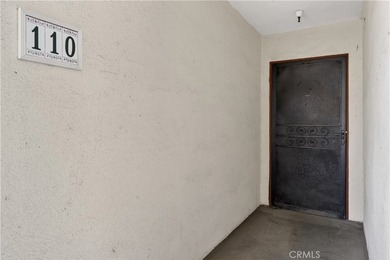 Ideally located this 3-bed, 2-bath residence in Rancho Palos - photo 4