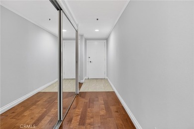 Ideally located this 3-bed, 2-bath residence in Rancho Palos - photo 5