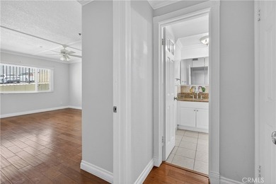 Ideally located this 3-bed, 2-bath residence in Rancho Palos - photo 9
