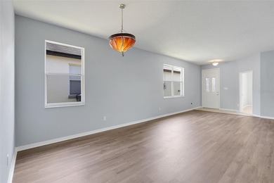 BIG PRICE SLASH + HOME WARRANTY INCLUDED FOR THE NEW HOMEOWNER! - photo 6