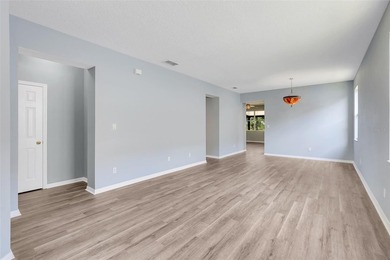 BIG PRICE SLASH + HOME WARRANTY INCLUDED FOR THE NEW HOMEOWNER! - photo 9