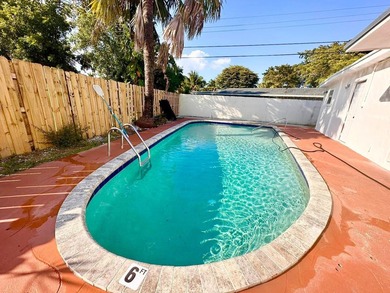 Spacious and fully equipped 4-bedroom, 4-bathroom one-story home - photo 1