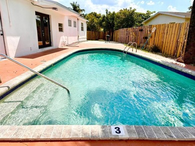 Spacious and fully equipped 4-bedroom, 4-bathroom one-story home - photo 8
