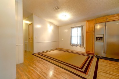 Move in Ready...This 1399 Sq ft home, has been well maintained - photo 9