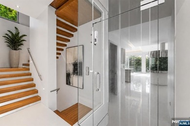 Experience modern luxury in this custom-built contemporary - photo 15