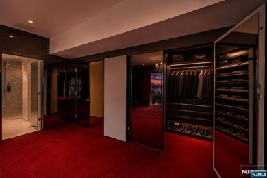 Experience modern luxury in this custom-built contemporary - photo 21