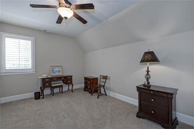 Don't miss this rare opportunity to own a stunning residence - photo 32
