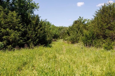 Escape to your own private piece of Kansas wilderness with this - photo 32