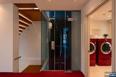 Experience modern luxury in this custom-built contemporary - photo 37