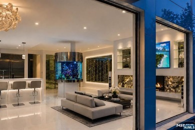 Experience modern luxury in this custom-built contemporary - photo 45