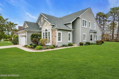 Welcome to this impeccably kept Chesapeake model, positioned - photo 8
